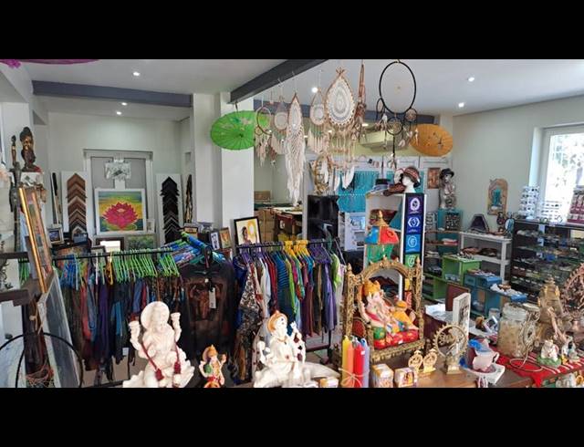 BUSINESS PROPERTY TO RENT IN WALMER